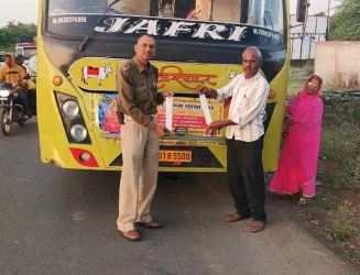 कृषि मंडी में किसानों की सुविधा और शहर में सुचारु यातायात — आष्टा में पुलिस की बेहतर व्यवस्था