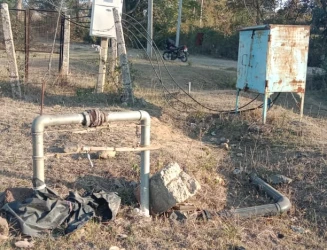 पीने के पानी को तरस रहे ग्राम नानजीपुरा के ग्रामीण, ठेकेदार और पीएचई विभाग की घोर लापरवाही उजागर