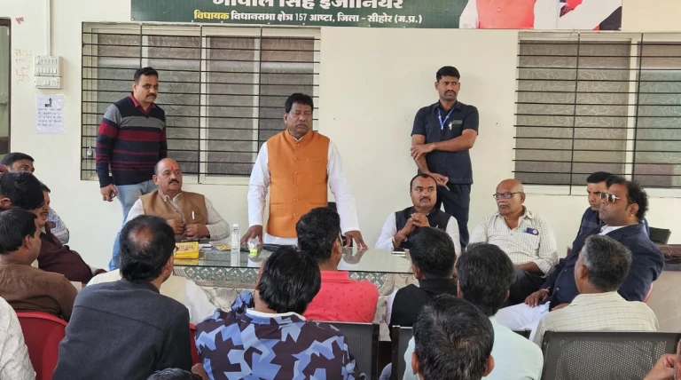 भाजपा के बीएलए-2 घर घर जा कर एसआईआर अभियान में मतदाताओं का सहयोग करें-गोपालसिंह इंजीनियर