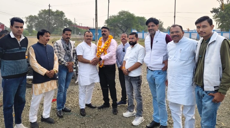 रूपेश राठौर के गोविंदजाने समिति के अध्यक्ष बनने पर रायसिंह मेवाड़ा मित्र मंडल ने किया स्वागत