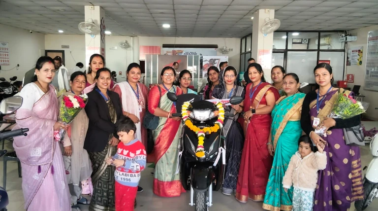 अगर इच्छा शक्ति और लगन हो, तो घर बैठे भी आत्मनिर्भर बनकर बड़ी उपलब्धियाँ हासिल की जा सकती हैं।