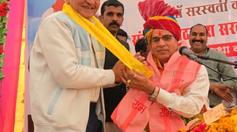 भागवताचार्य मिट्ठूपुरा सरकार आष्टा का मान सम्मान है- कैलाश परमार पूर्व नपाध्यक्ष