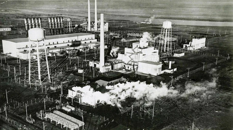 US turns radioactive tank waste into 4.2 metric tons of glass daily