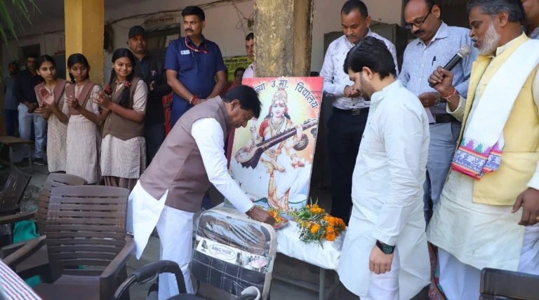 वंदेमातरम के 150वे स्मरणोत्सव में शामिल हुए विधायक,हुआ सामूहिक वंदेमातरम गान