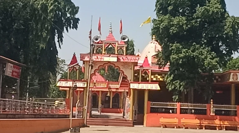ऐतिहासिक भव्यता और धार्मिक आस्था का केंद्र है भंवरा का इलाही माता मंदिर